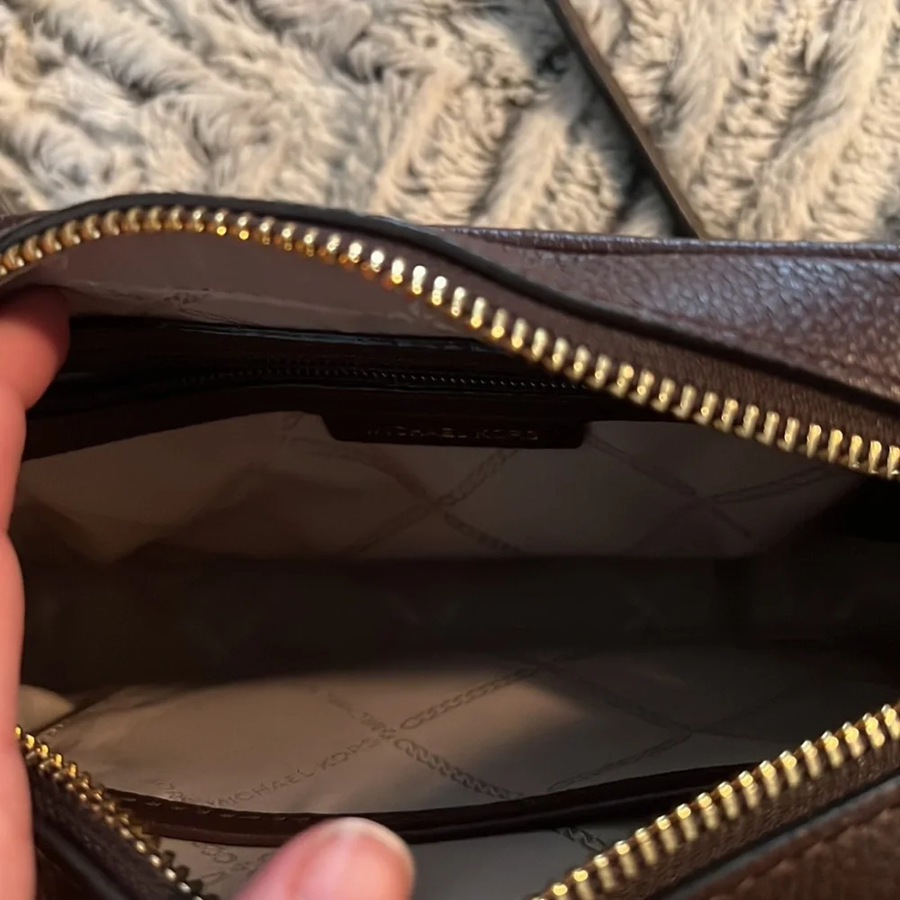 Michael Kors studded Crossbody bag new without tags - Picture 6 of 7